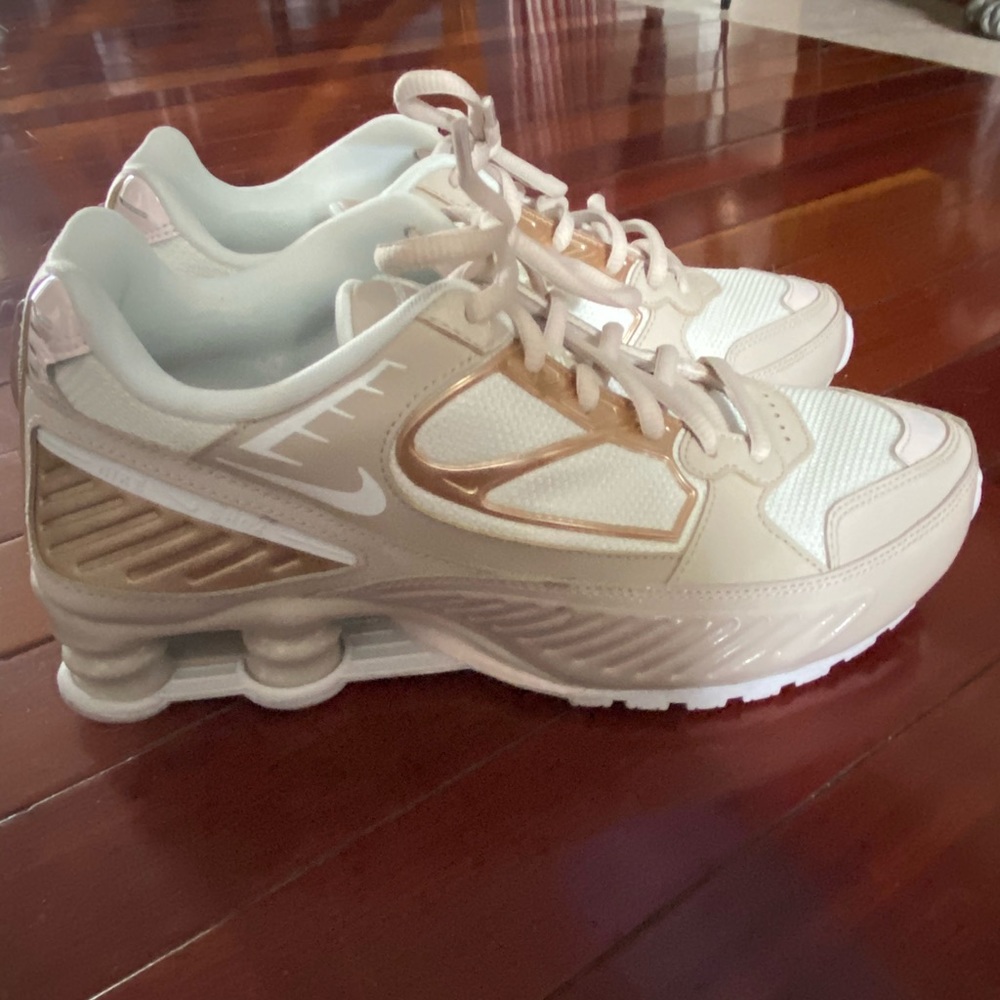 Nike Shox Engima 9000